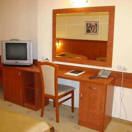 Legends Hotel