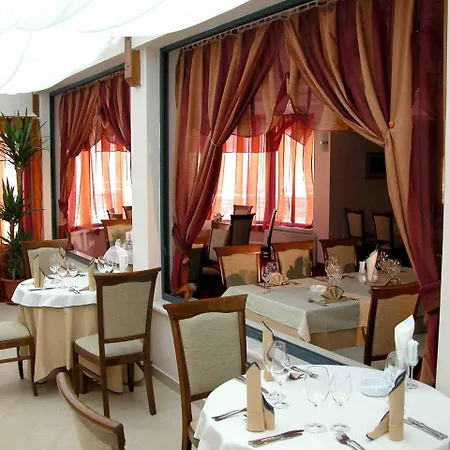 легенди 4* София