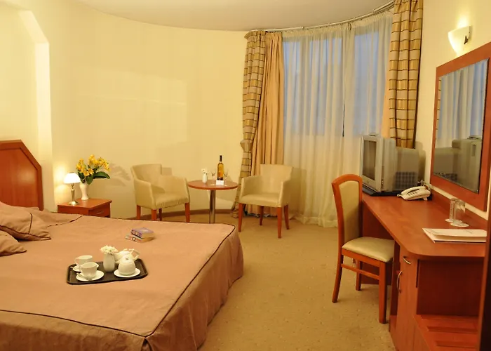 Хотел легенди 4*