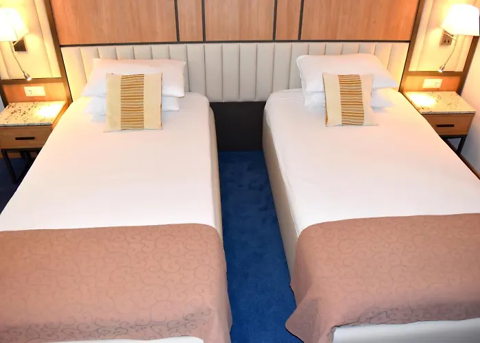 Хотел легенди София